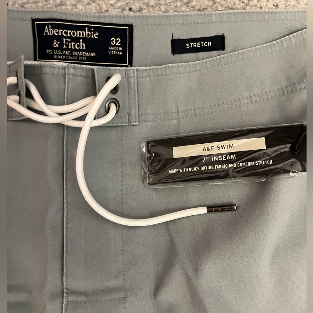 Abercrombie & Fitch NWT stretch cargo board shorts 7” men 32 A&F Swim